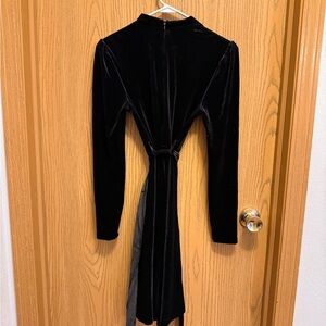 Macy's Elegant Black Velvet Long Sleeve Dress